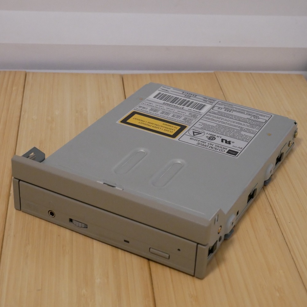 NOS Toshiba XM-4101B 50-PIN SCSI 4X CD-ROM‎ Drive - Nice - Tested & Working.